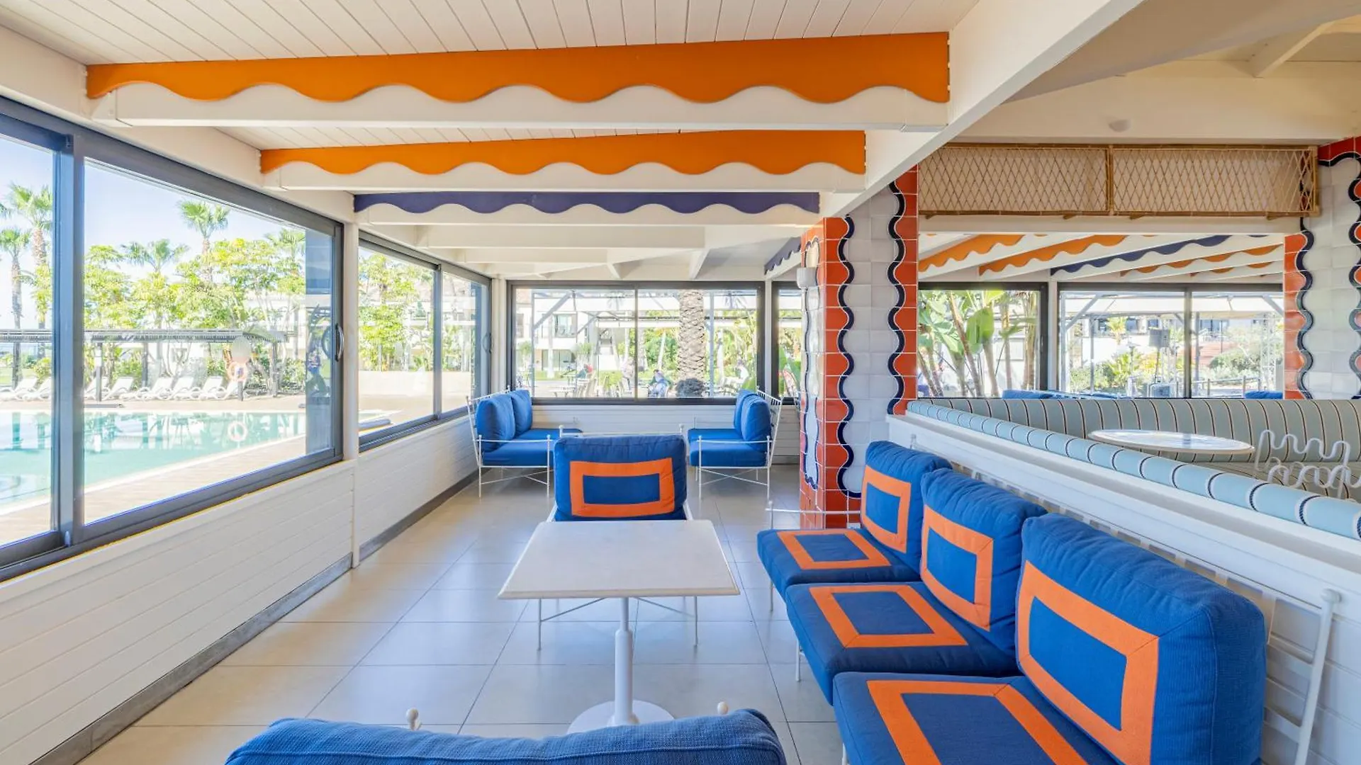 ホテル Impressive Playa Granada Golf モトリル